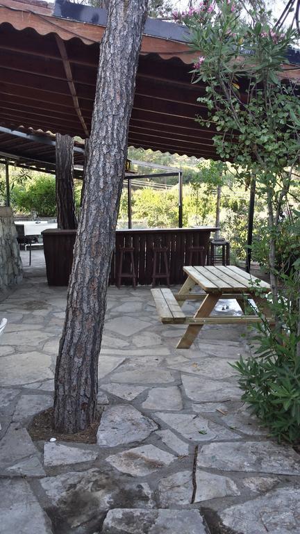 Villa In Moniatis Екстериор снимка