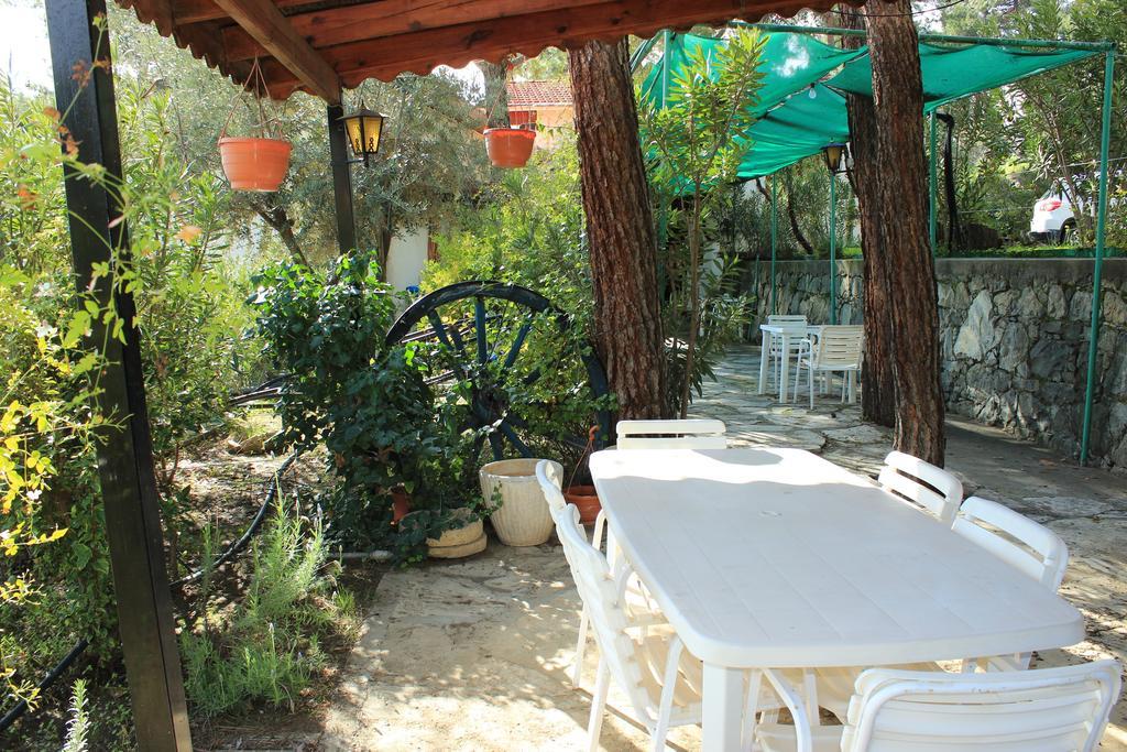 Villa In Moniatis Стая снимка